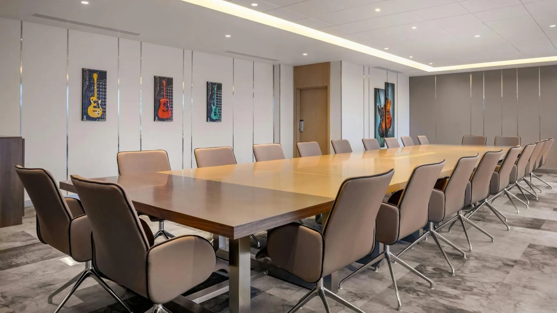 Ac Hotel By Marriott Saint-Julien-En-Genevois